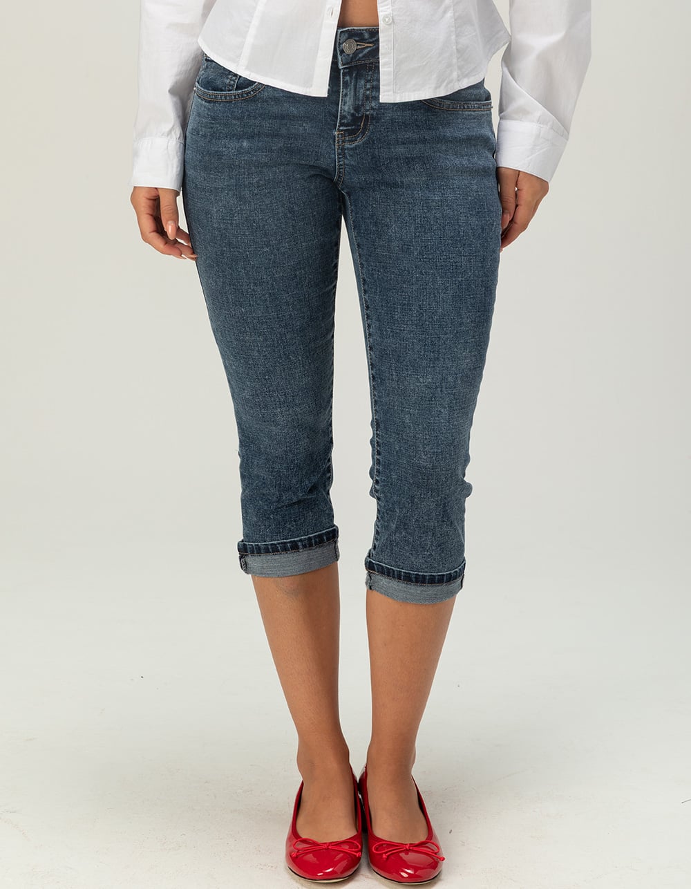 RSQ Womens Low Rise Roll Cuff Capri Jeans - Dark Wash