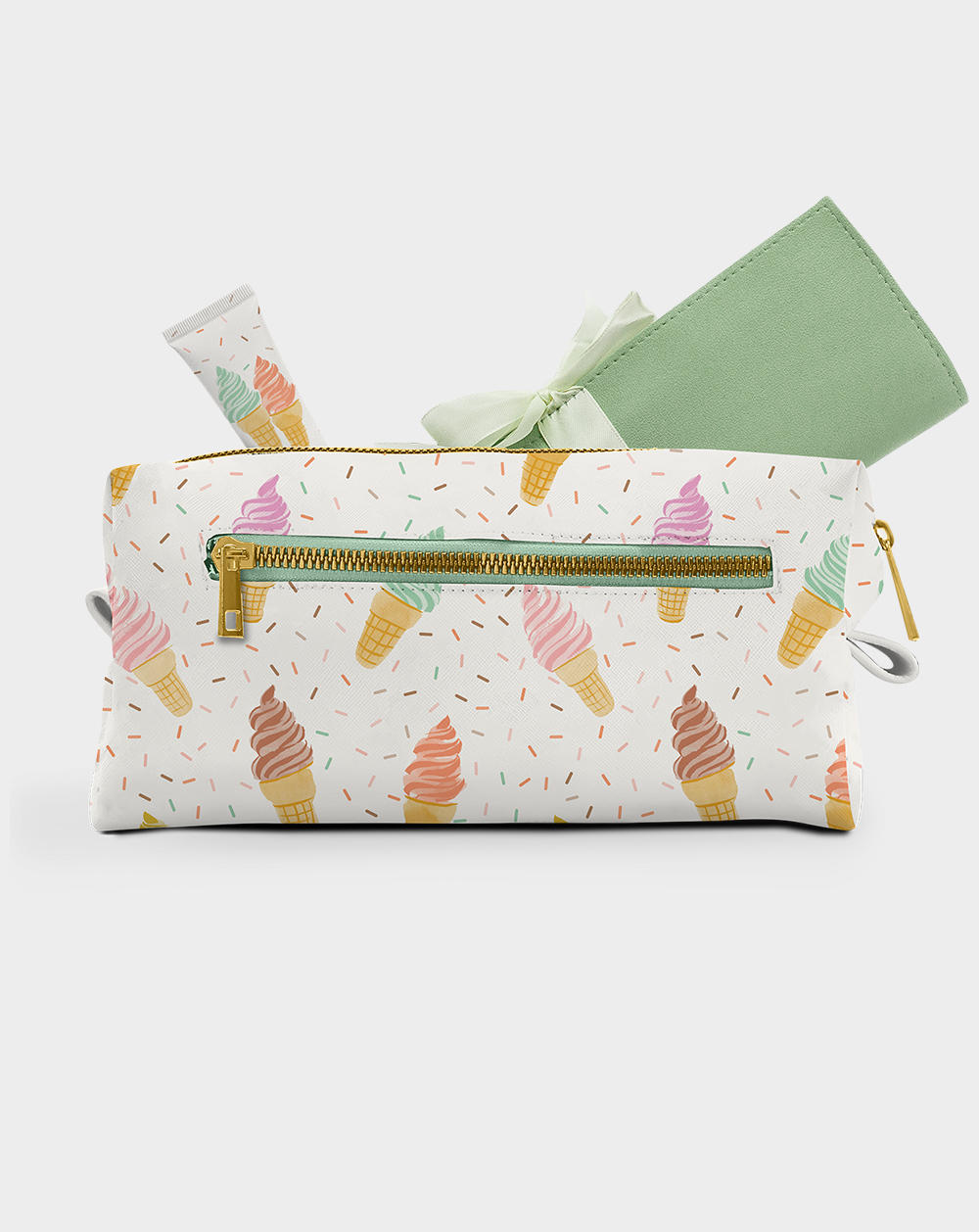STUDIO OH! Cool & Creamy Cosmetic Loaf Pouch - WHITE
