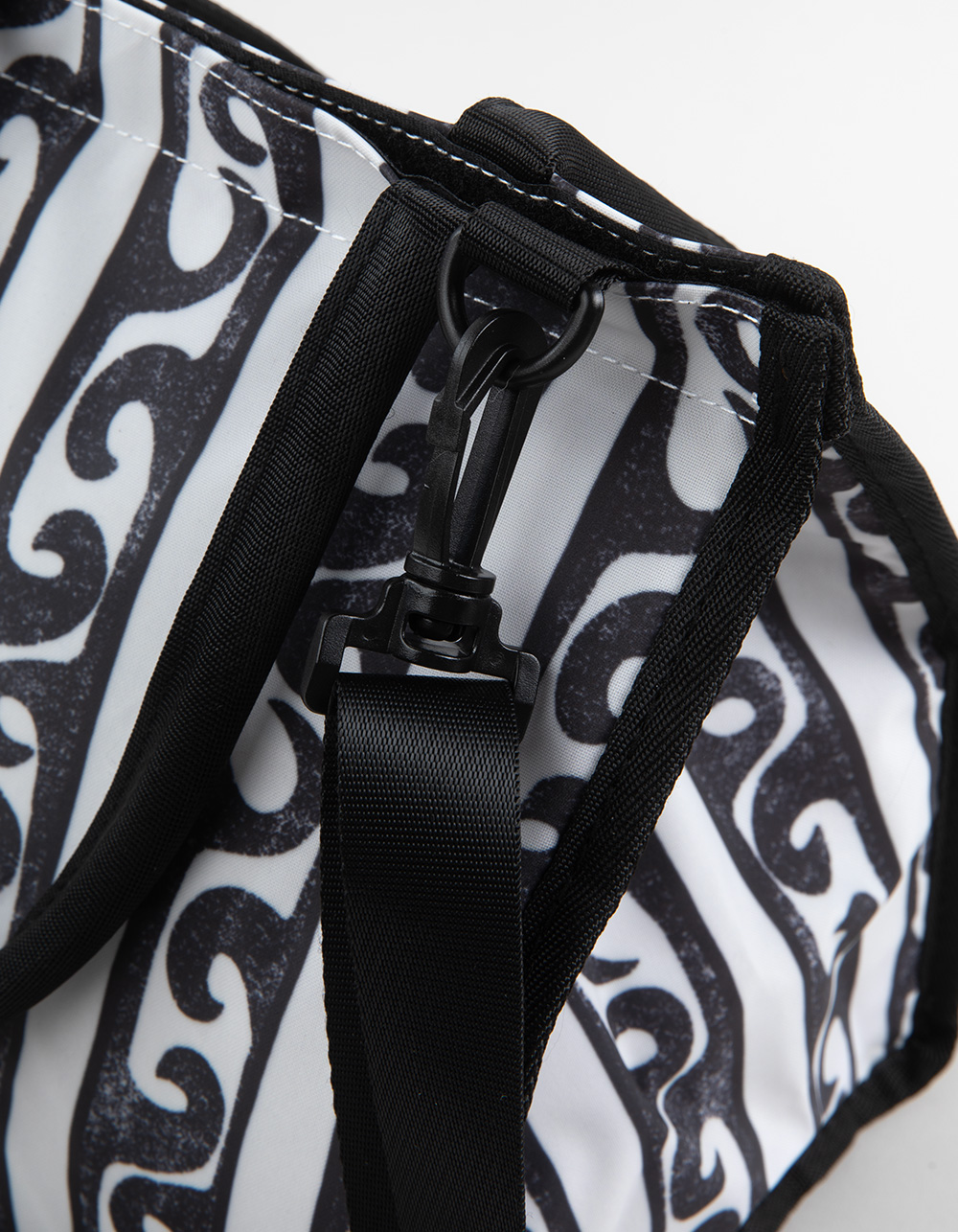 BILLABONG Take A Break Lunch Bag - CREAM/BLACK