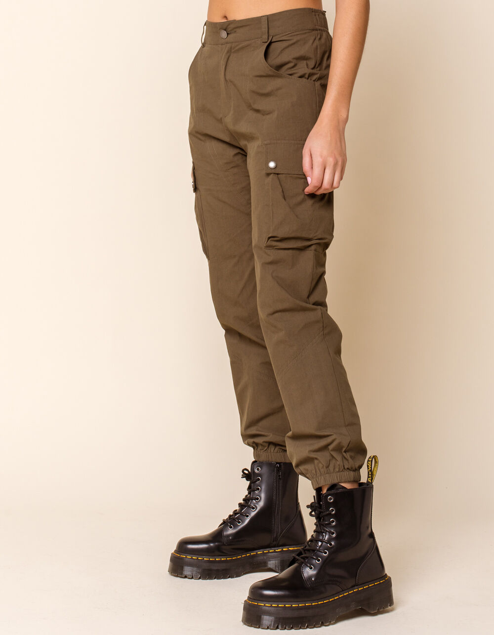 WEST OF MELROSE Roger That Womens Cargo Jogger Pants