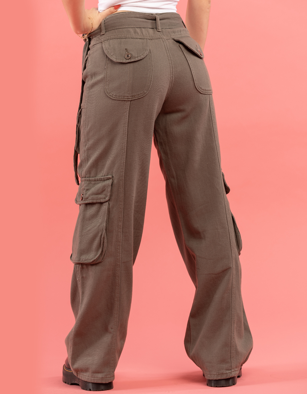 TRUEWRLD Womens Low Rise Cargo Pants OLIVE Tillys