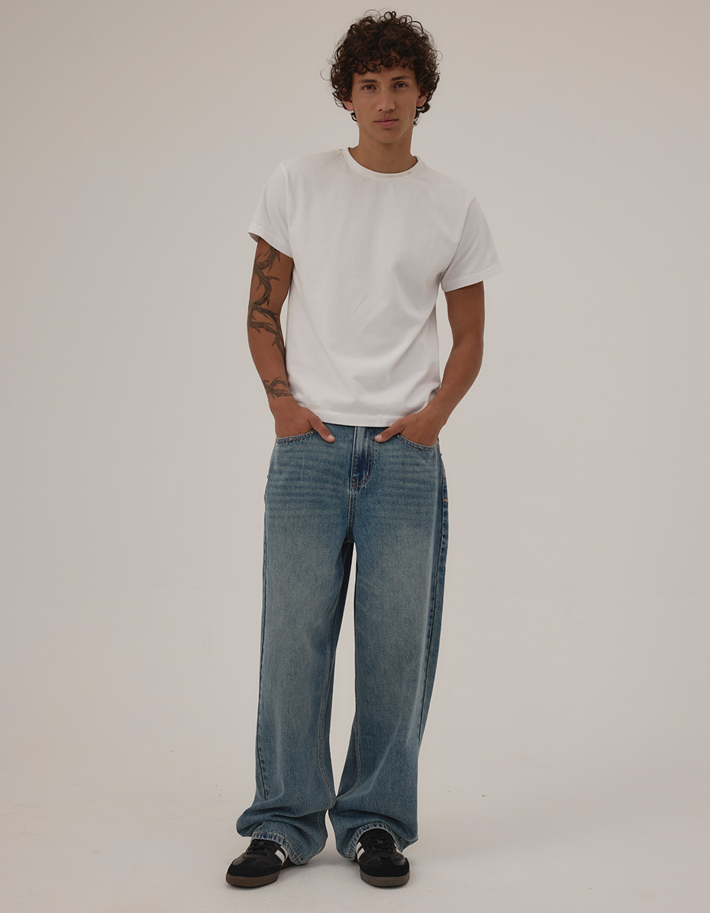 RSQ Studs Mens Extra Baggy Jeans - MEDIUM WASH