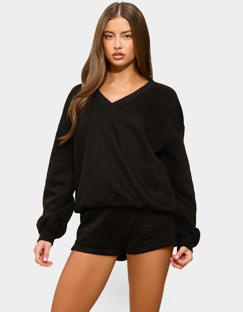EDIKTED Bronte V-Neck Sweatshirt - BLACK
