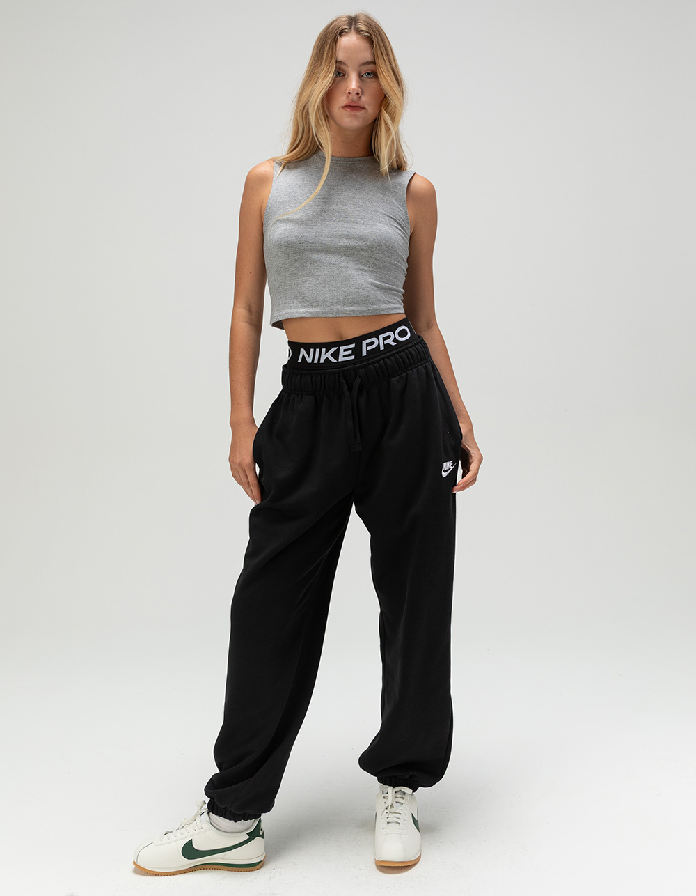 NIKE Sportswear Club Womens Oversized Fleece Sweatpants