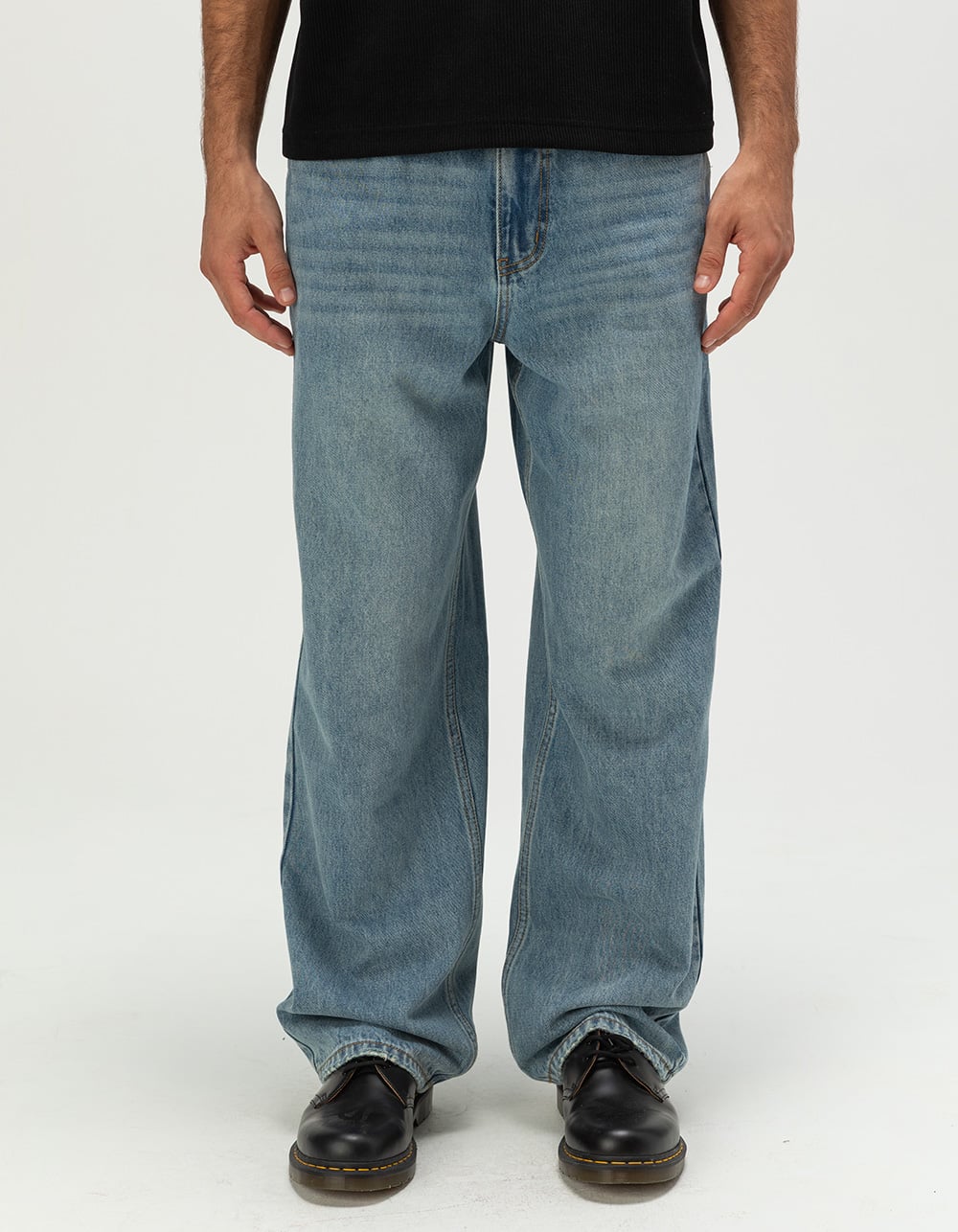 RSQ Mens Baggy Embroidered Jeans - MEDIUM WASH