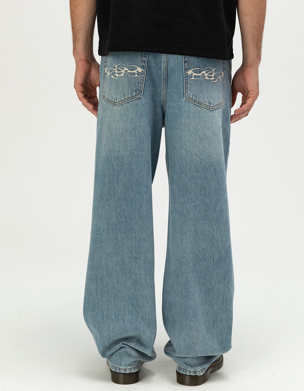RSQ Mens Baggy Embroidered Jeans - MEDIUM WASH