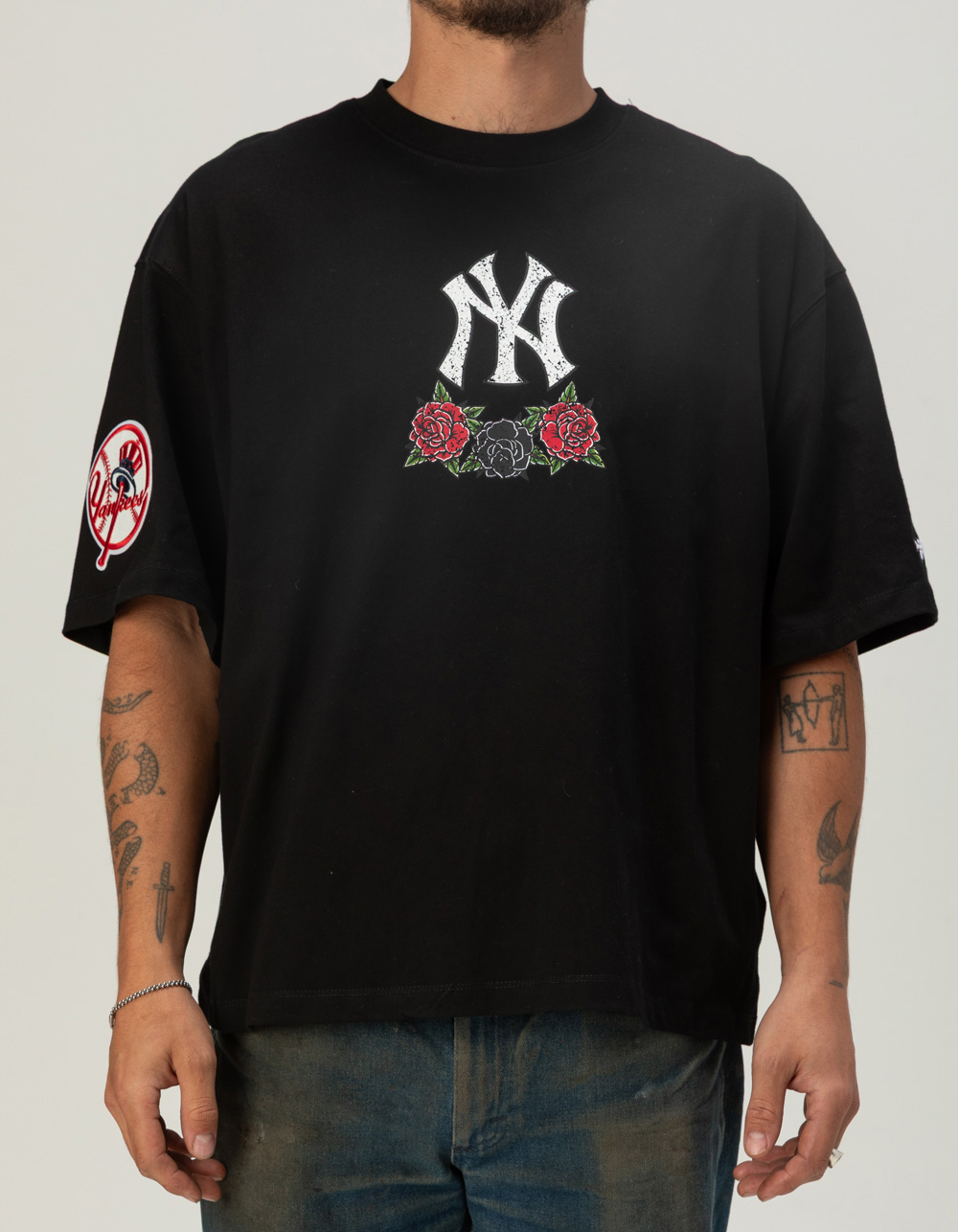 PRO STANDARD New York Yankees Roses Mens Boxy Tee - BLACK