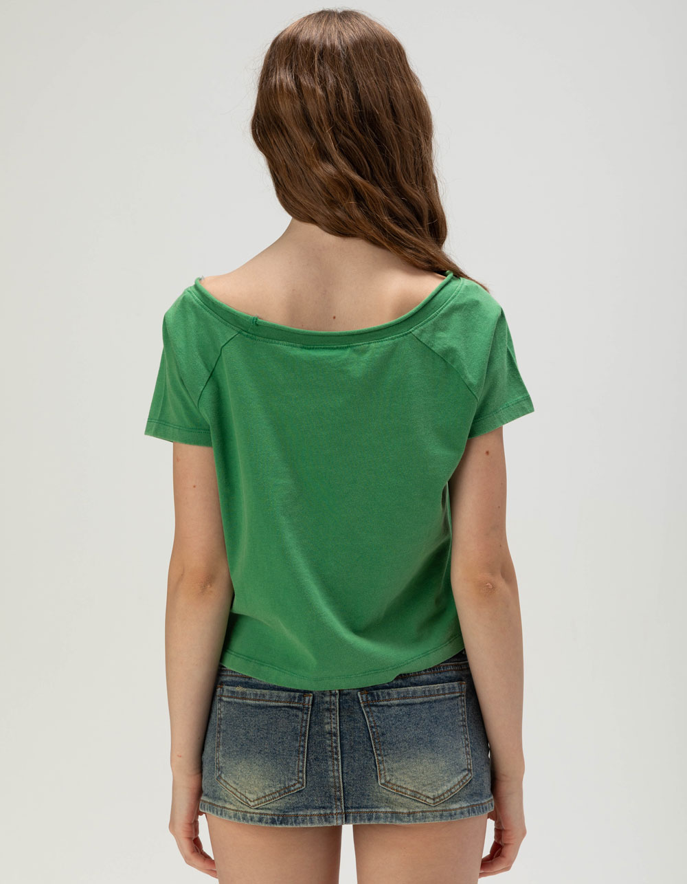 The WILD COLLECTIVE Philadelphia Eagles Womens Off Shoulder Tee - GREEN