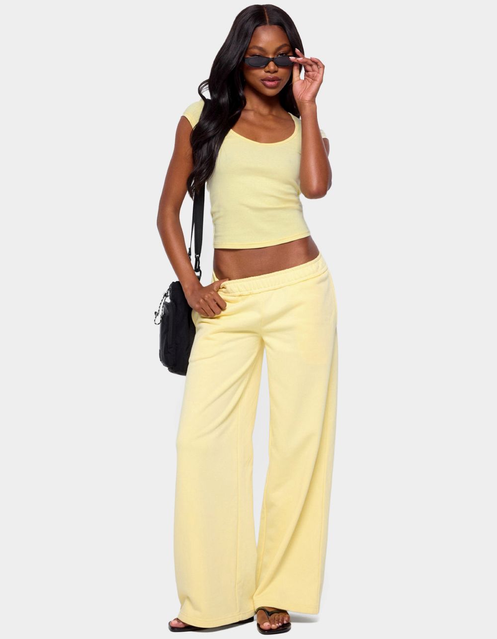 EDIKTED Chari Ribbed Scoop Neck Tee - YELLOW