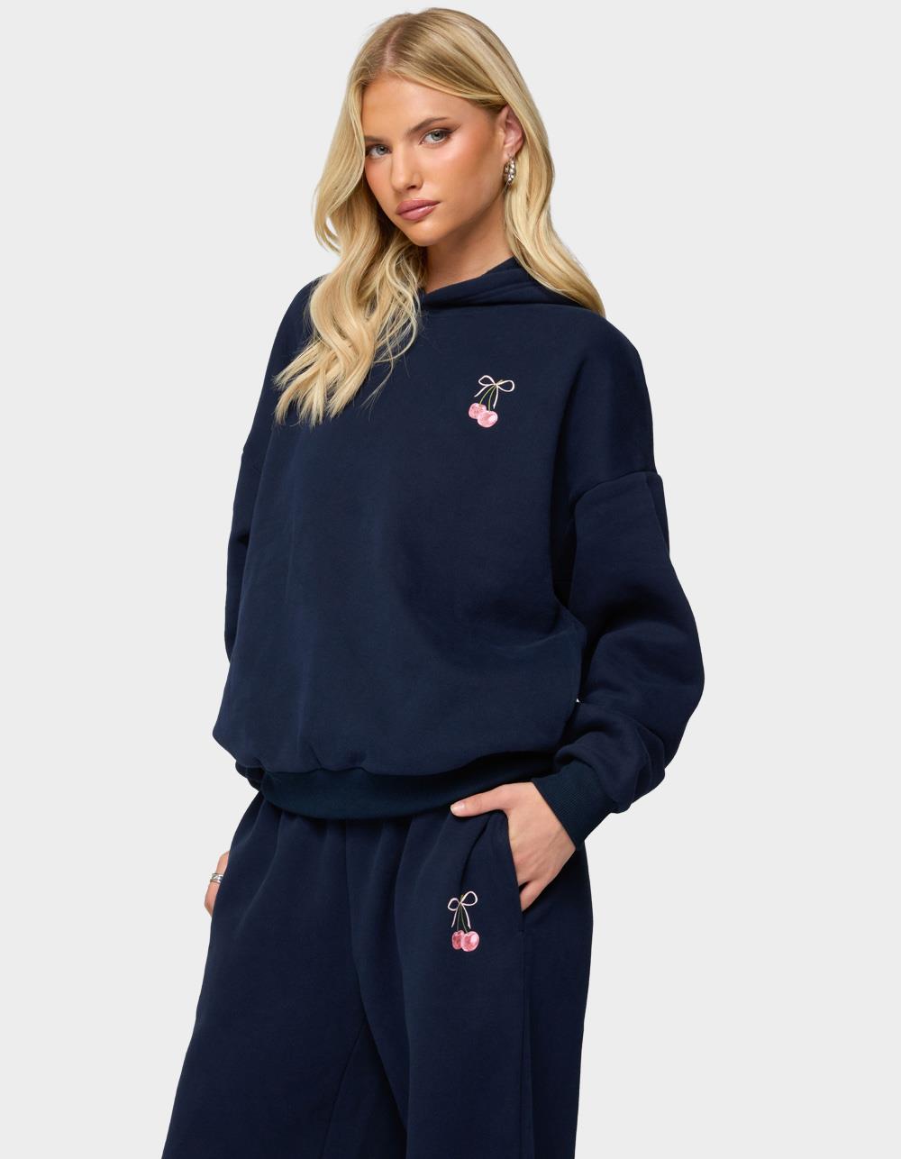 EDIKTED I Don't Chase Attract Hoodie - NAVY