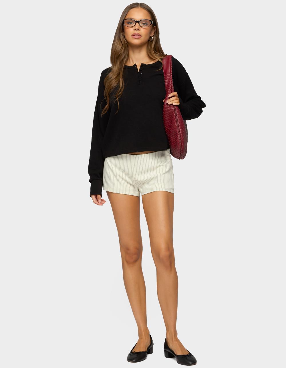 EDIKTED Deni Long Sleeve Henley Waffle Top