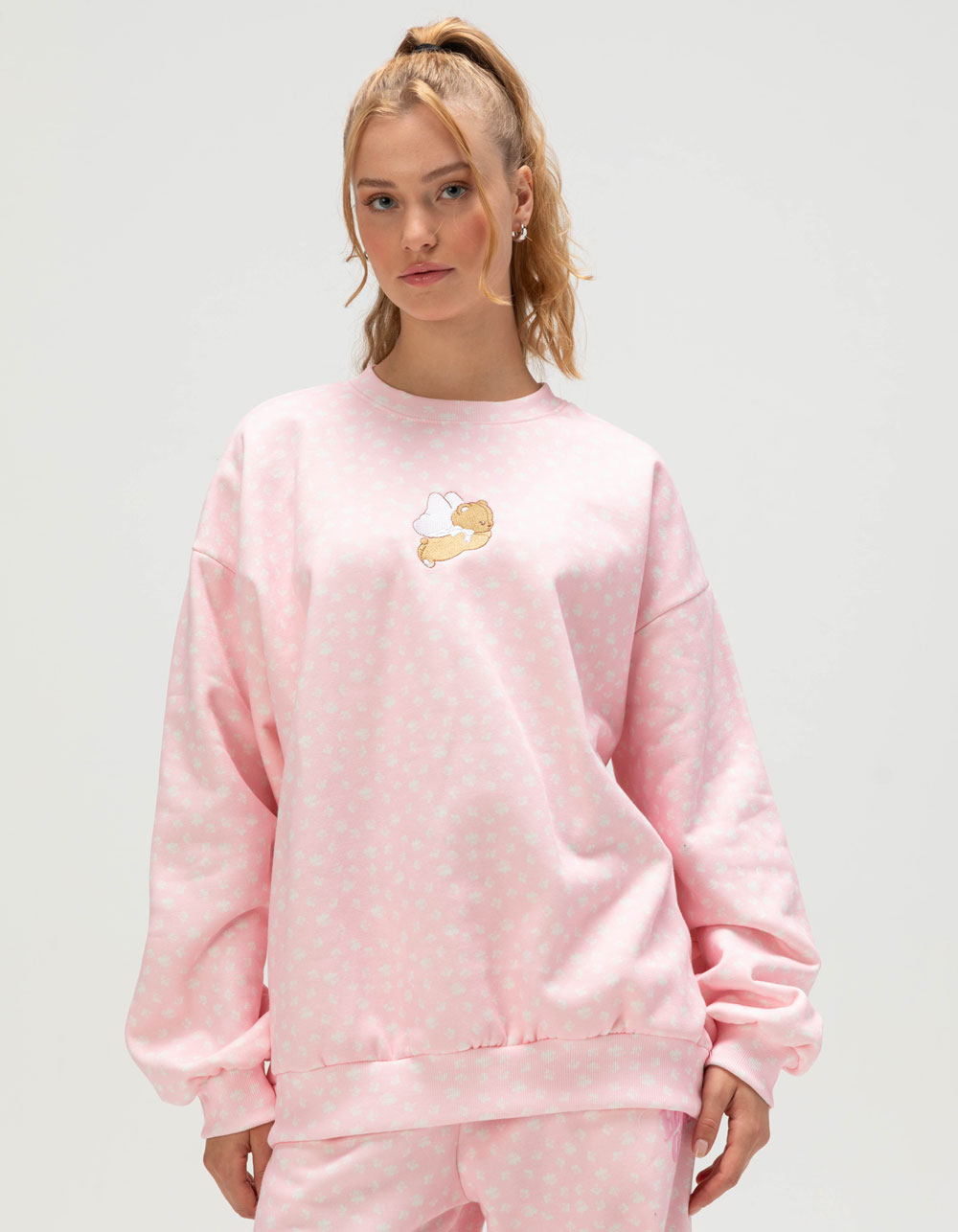 HAPPY CAMP3R Angel Bear Womens Crewneck Sweatshirt - BABY PINK