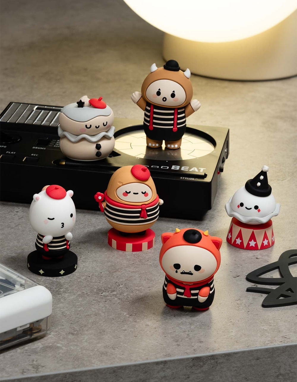 SMOKO Friends Mimes Mini Figure Blind Box - ASST