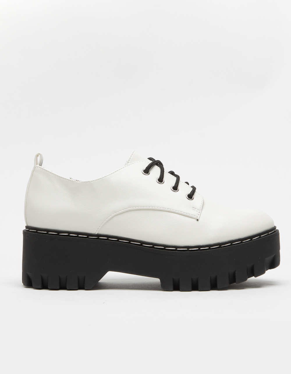 BAMBOO Lug Sole Oxford Womens Shoes WHITE Tillys
