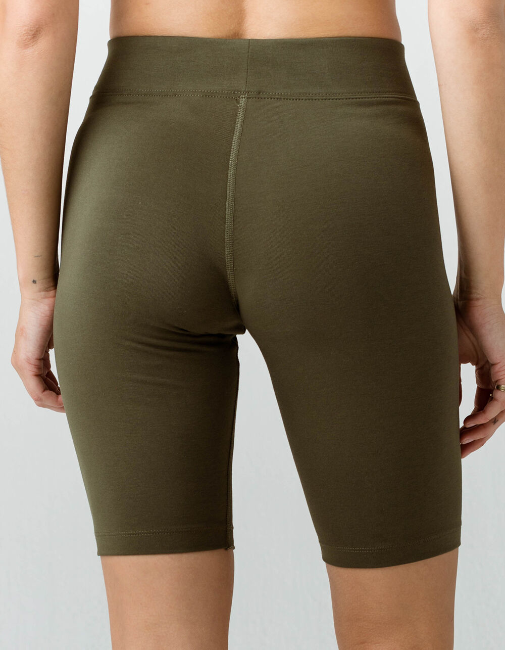 nike biker shorts women