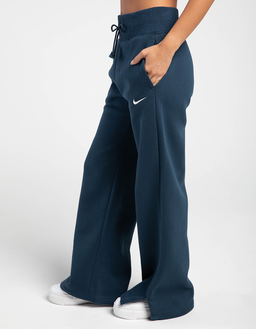 NIKE Sportswear Phoenix Womens Wide Leg Fleece Sweatpants - NAVY