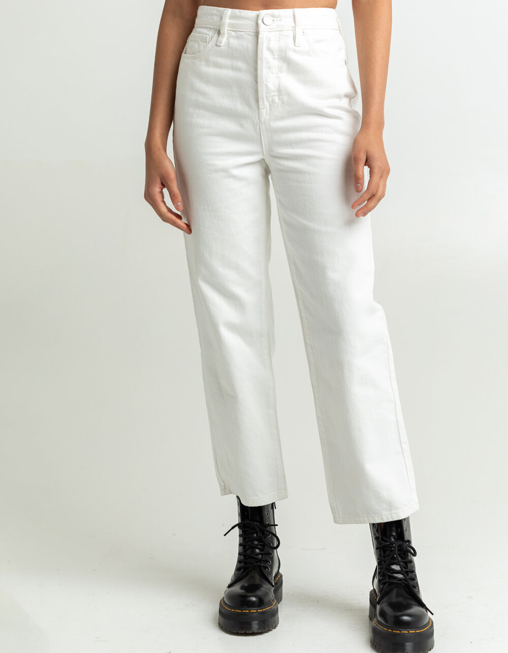BLANK NYC Head In The Clouds Womens Jeans - CREAM | Tillys
