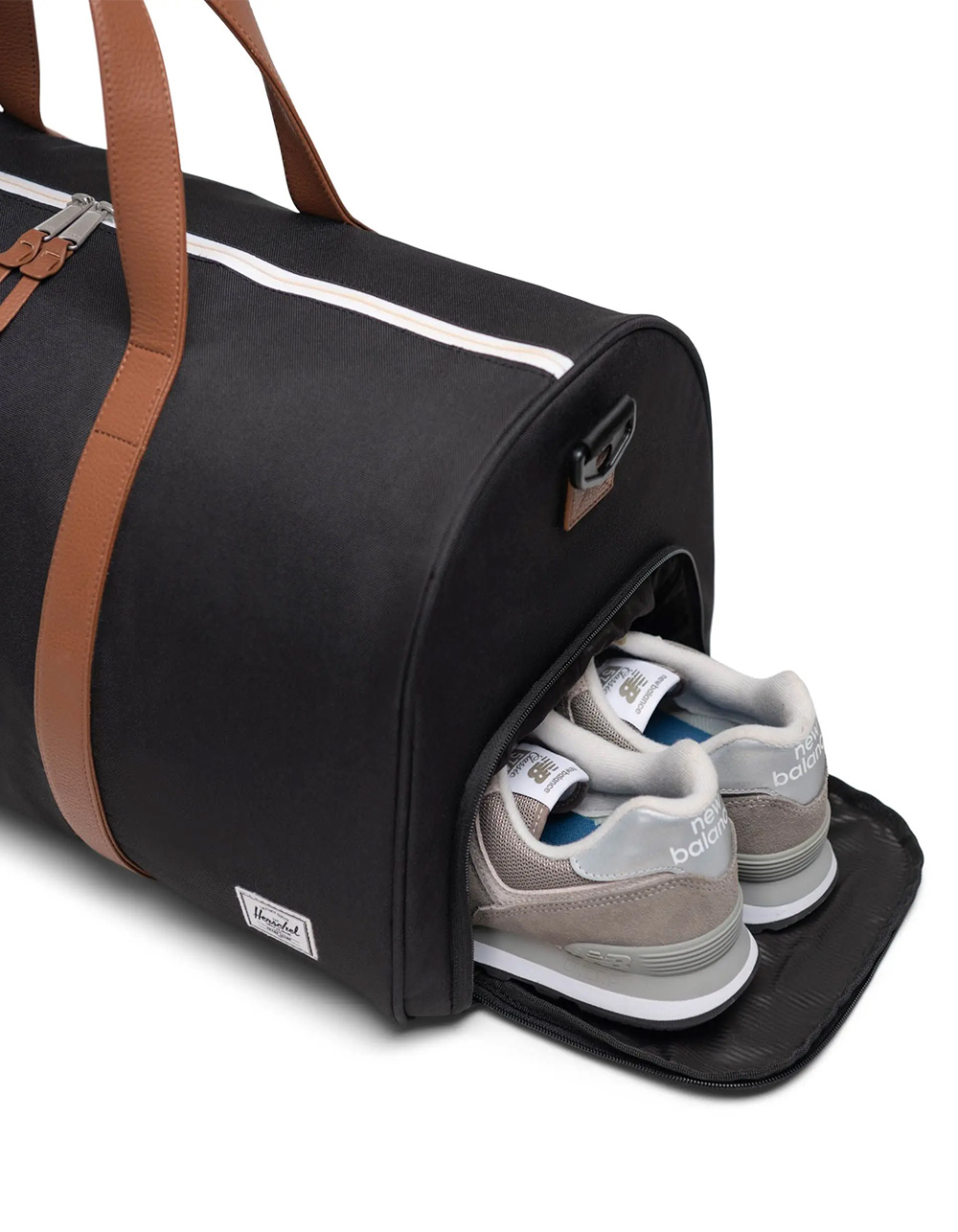 HERSCHEL SUPPLY CO. Novel Duffle Bag - WOODLAND CAMO