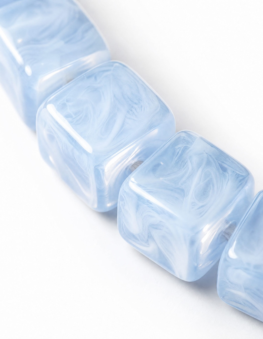 CORDEE CASES Elodie iPhone 16 Pro Chain Set - ICE BLUE
