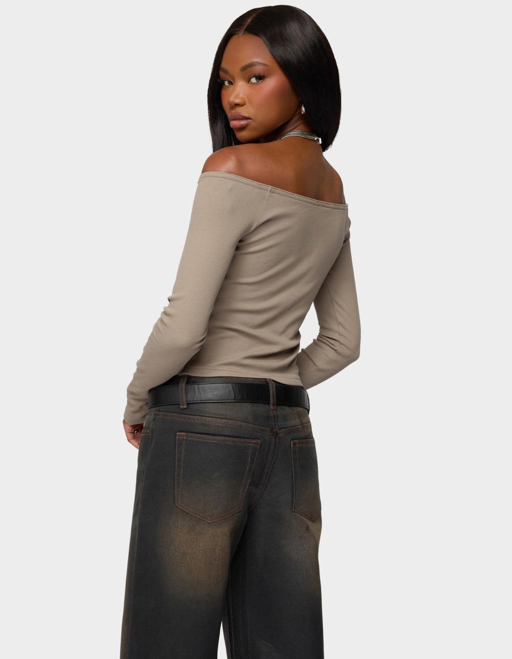 EDIKTED Cambria Ribbed Off Shoulder Top - BROWN