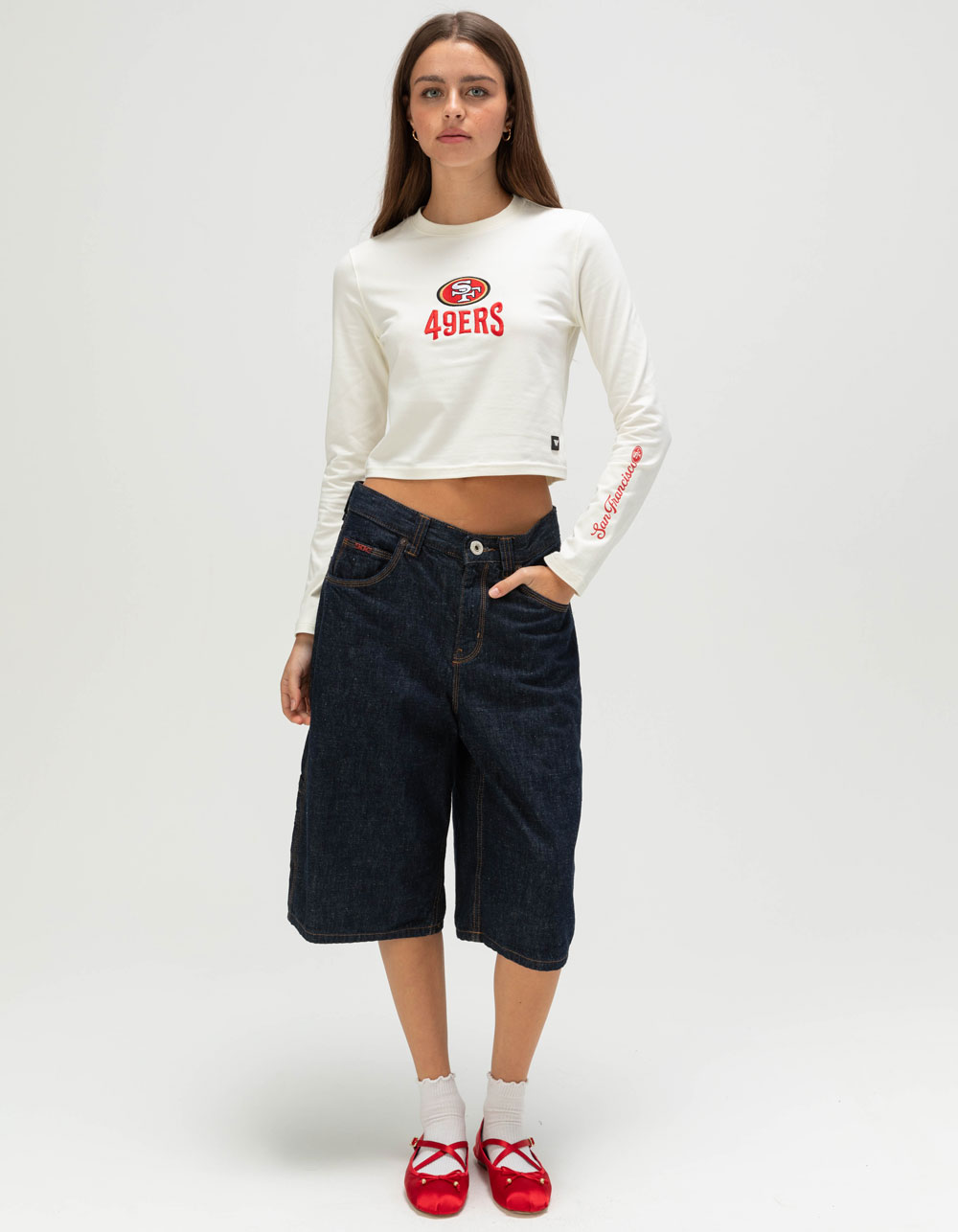 THE WILD COLLECTIVE San Francisco 49ers Womens Long Sleeve Baby Tee - WHITE
