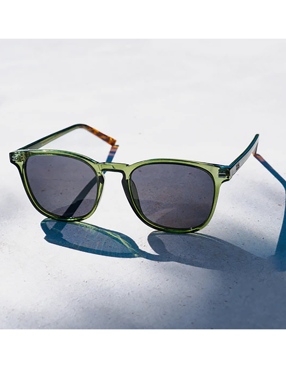 Wmp Eyewear - Women's Johnson Sunglasses main image 0