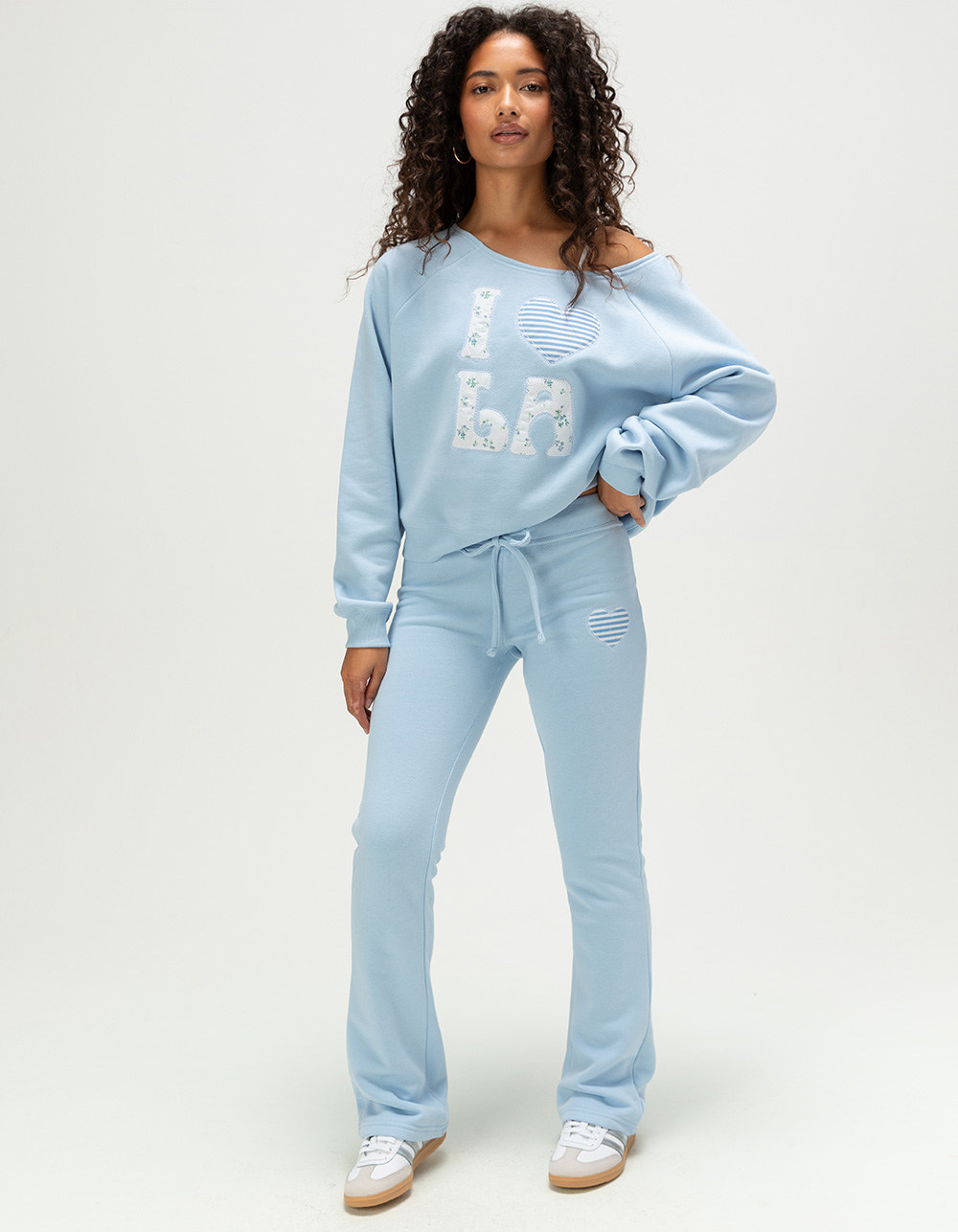 FULL TILT LA Applique Womens Sweatpants - BLUE