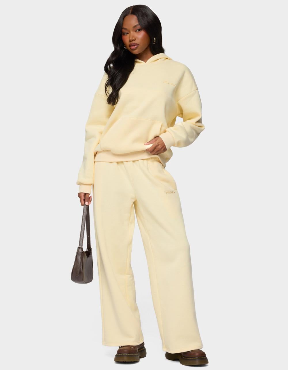 Edikted Basic Girl Wide Leg Sweatpants - YELLOW