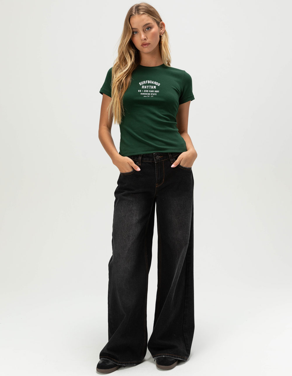 RHYTHM Surf Everyday Womens Baby Tee - FOREST