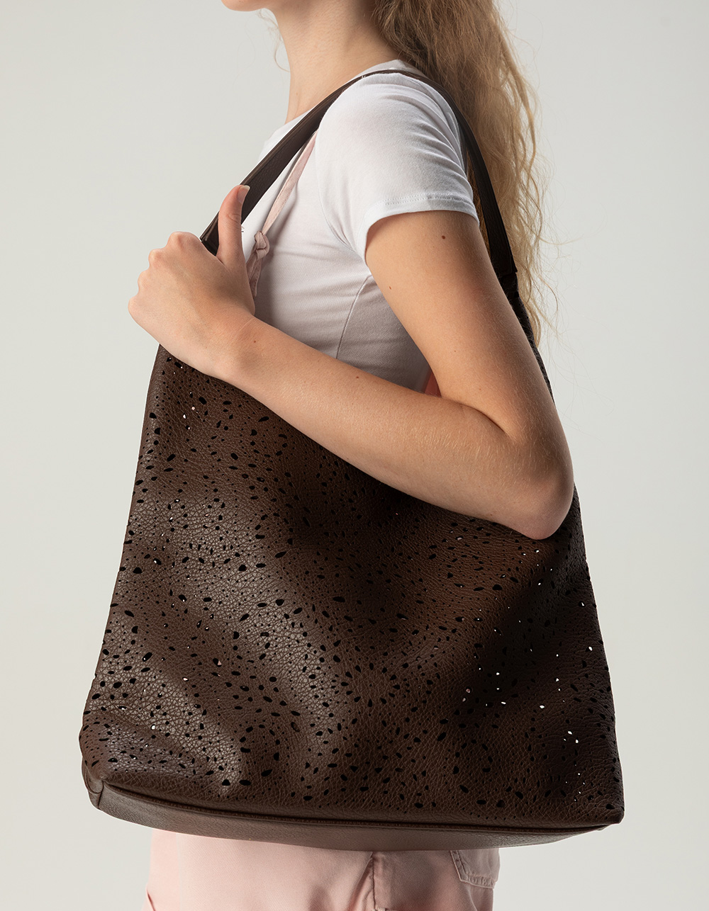 Laser Cut Slouchy Bag - BROWN