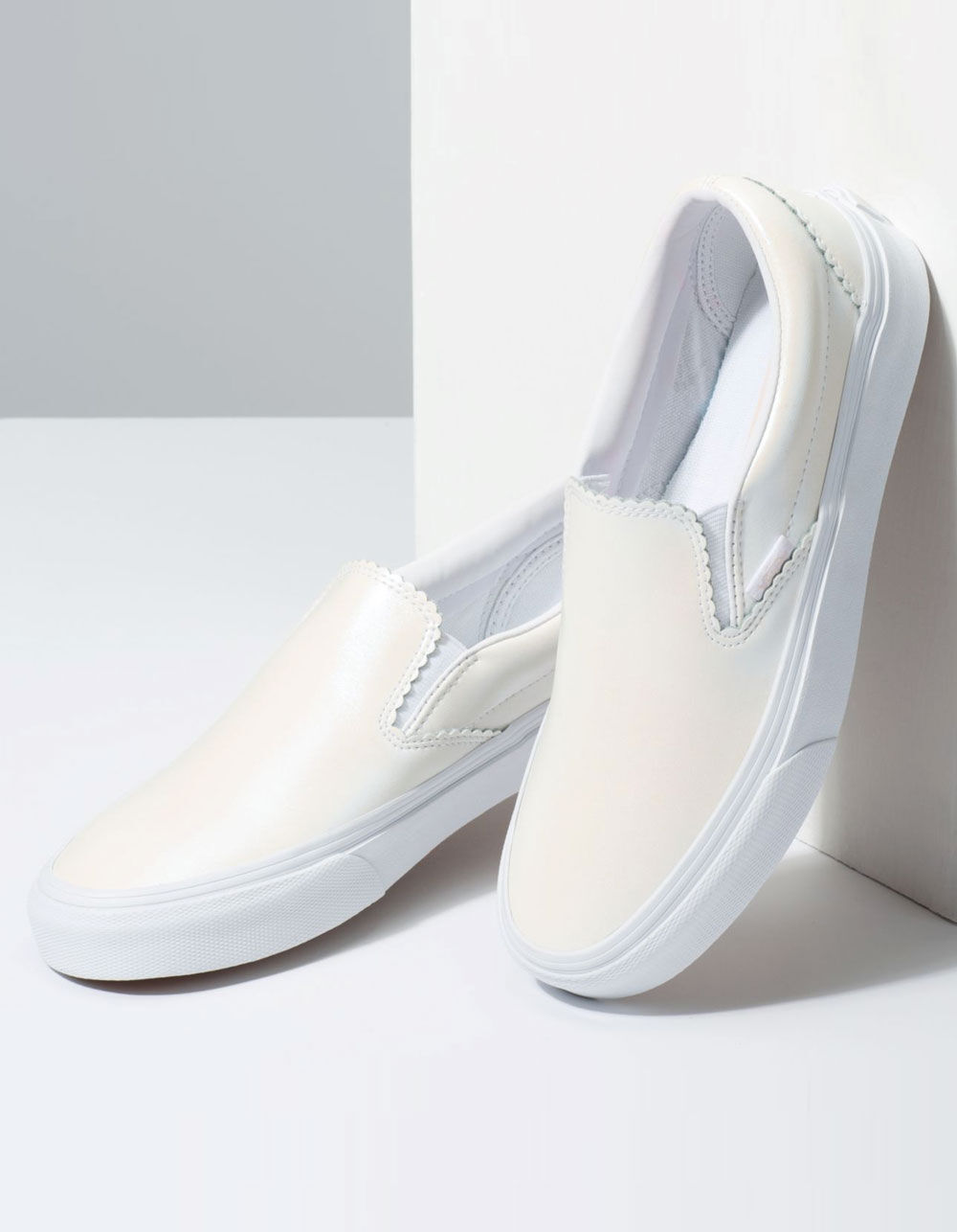 VANS Pearl Suede Classic Slip-On Classic White Womens Shoes - WHITE ...