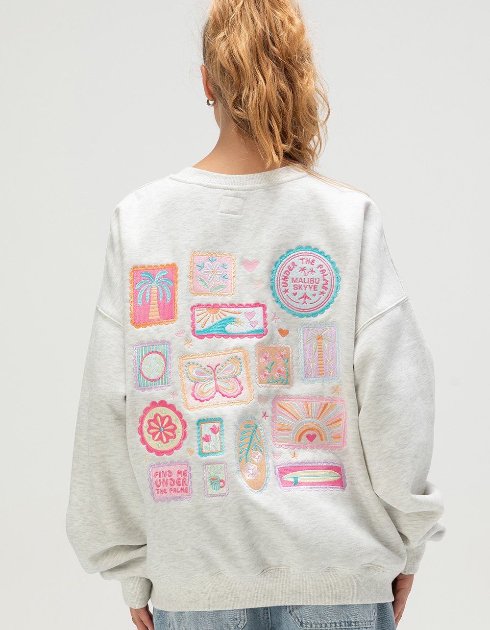 MALIBU SKYYE Stamps Embroidered Womens Crewneck Sweatshirt - HEATHER GRAY