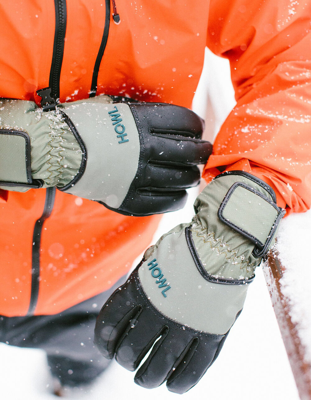 HOWL SUPPLY Union Snow Gloves GREEN Tillys