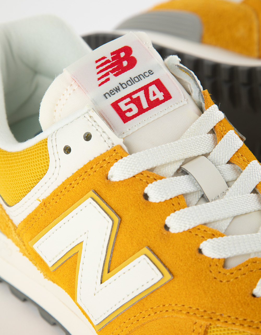 NEW BALANCE 574 Womens Shoes - YELLOW