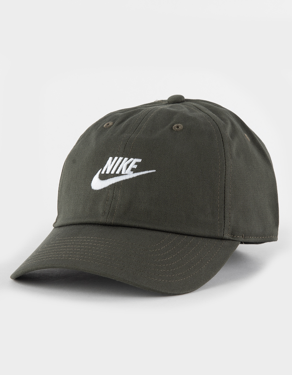 NIKE Club Strapback Hat