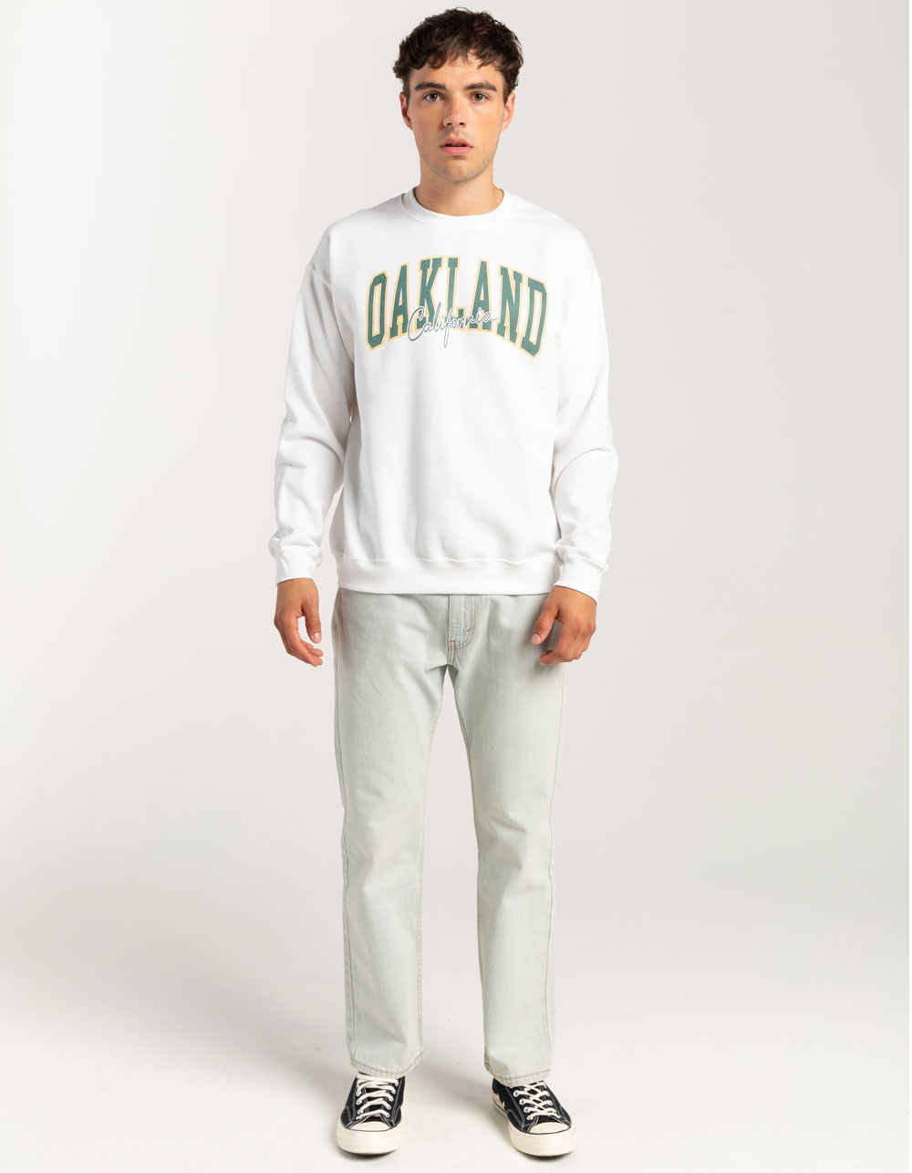 OAKLAND California Script Unisex Crewneck Sweatshirt - WHITE