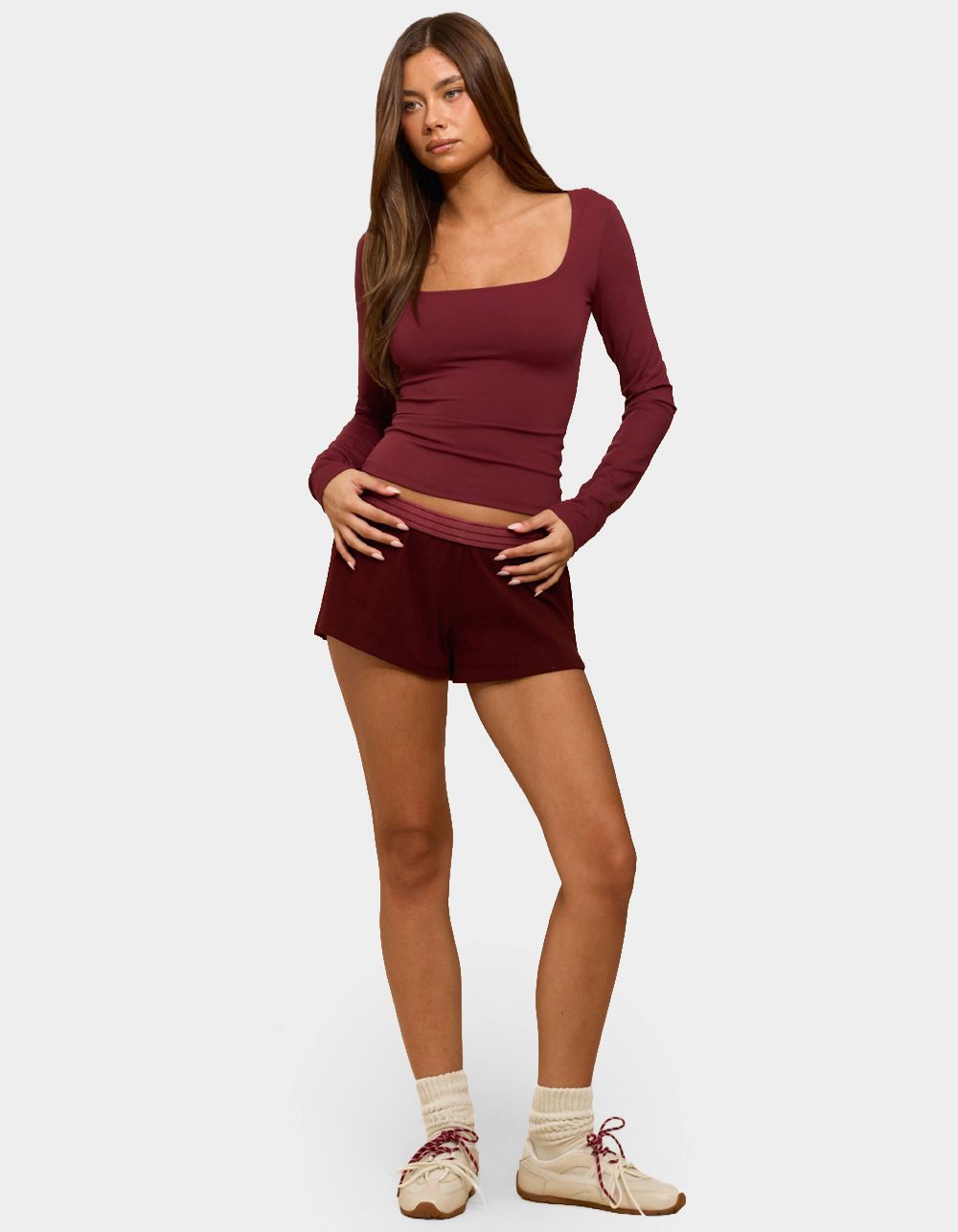 EDIKTED Hayden Square Neck Long Sleeve Top - DK RED