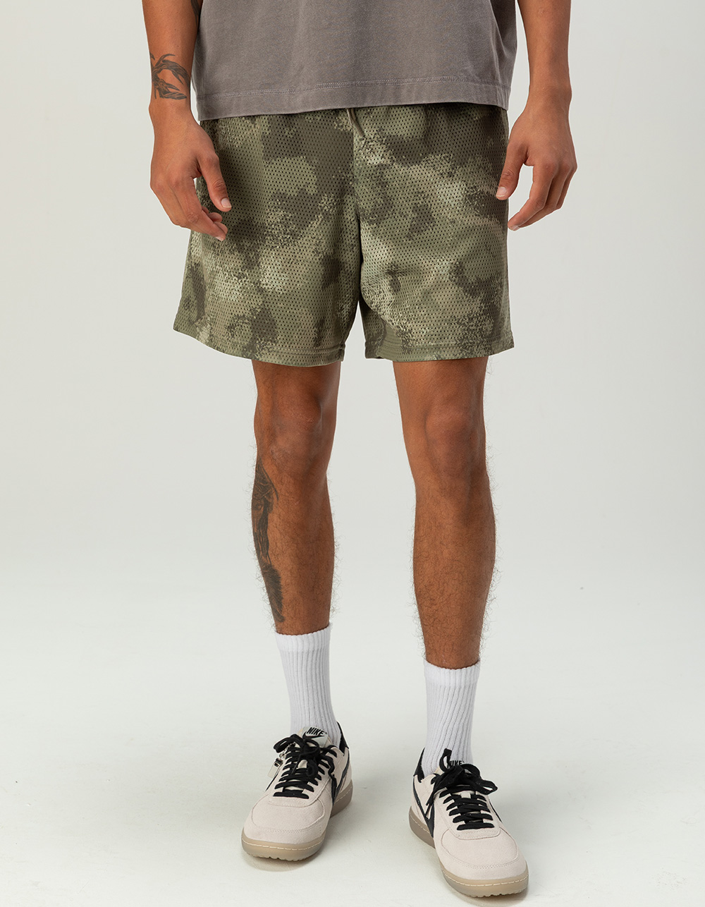 RSQ Mens 6" Mesh Shorts