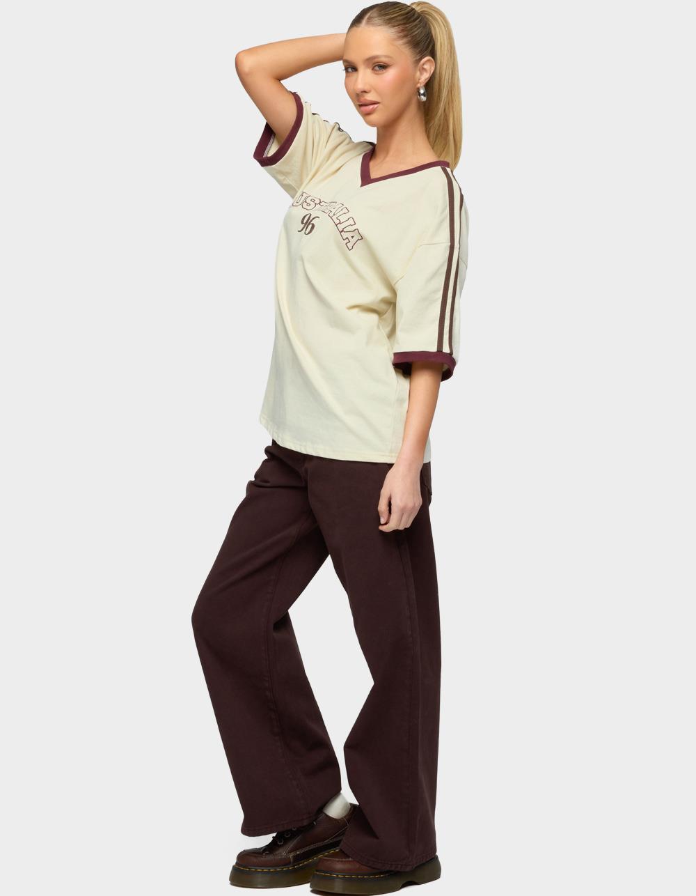 EDIKTED Petite Roman Low Rise Baggy Jeans - BROWN