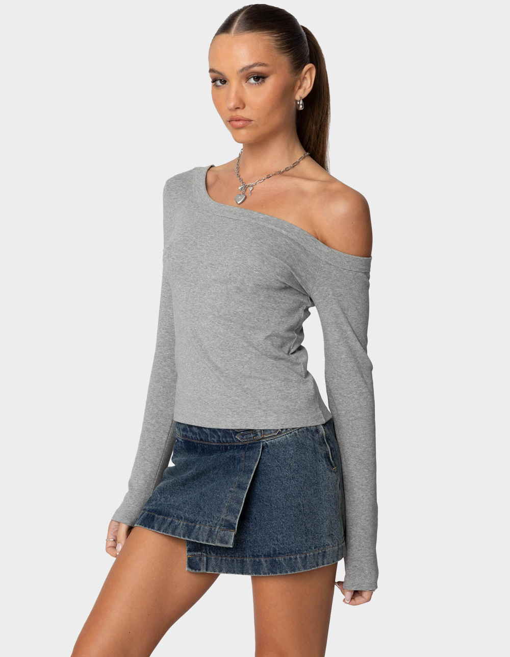 EDIKTED Adelaine Asymmetric Top - GRAY