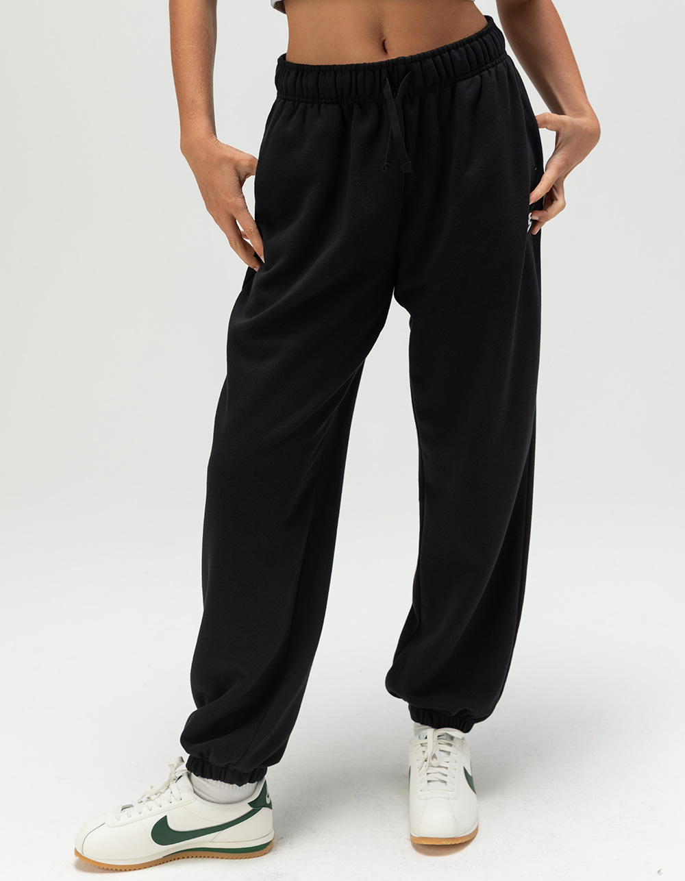 NIKE Sportswear Club Womens Oversized Fleece Sweatpants
