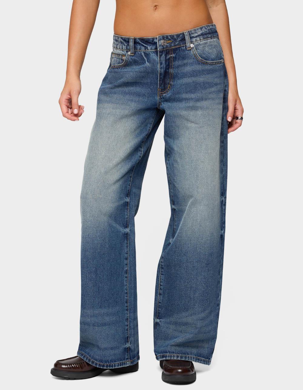 EDIKTED Raelynn Washed Low Rise Baggy Jeans