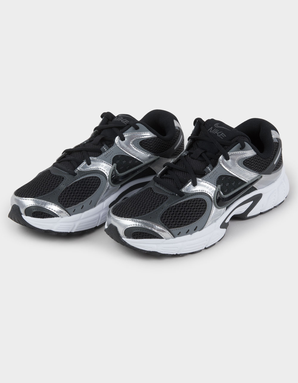 NIKE V5 RNR Mens Shoes - BLK/SMOKE