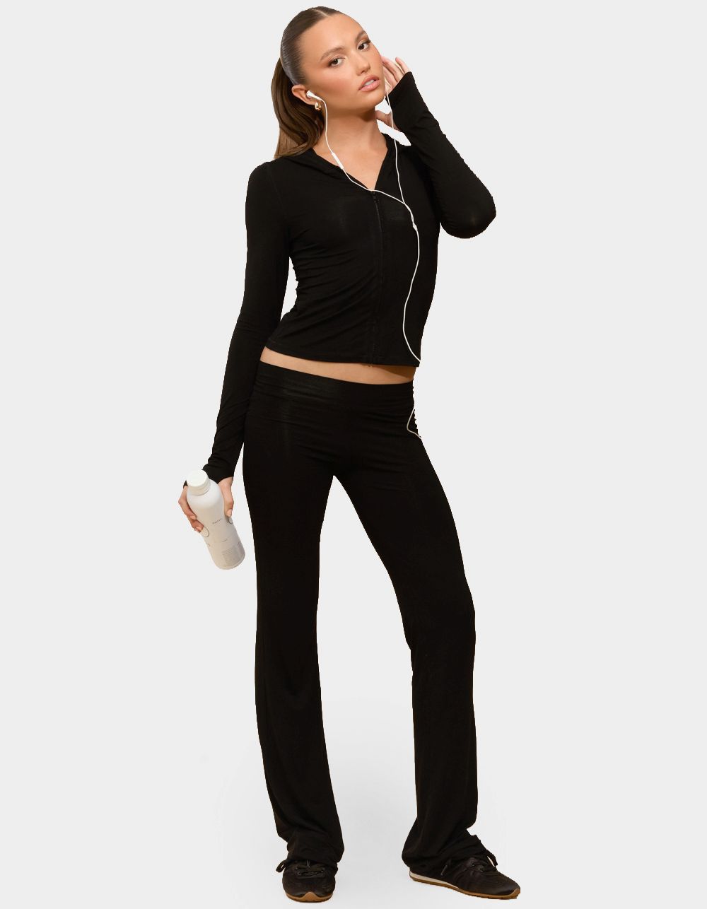 EDIKTED Callan Flared Pants - BLACK