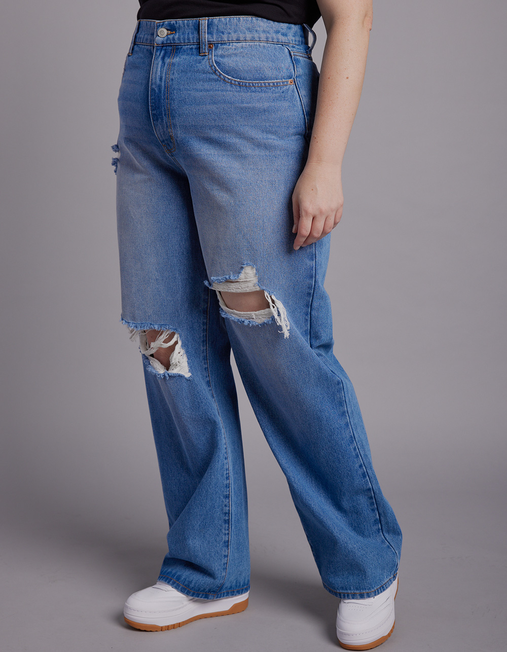 RSQ Womens High Rise Baggy Jeans - MEDIUM WASH | Tillys