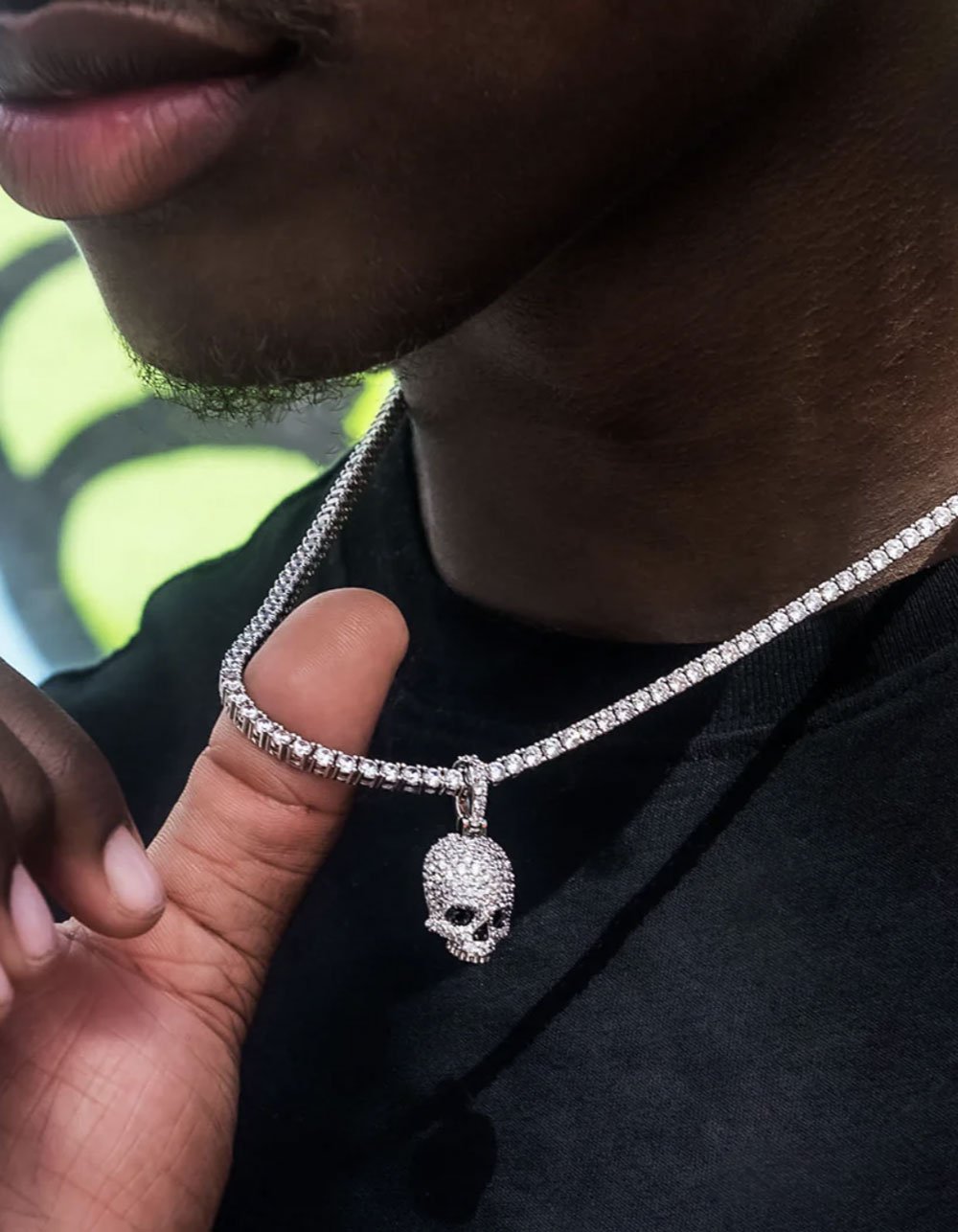 GLD Iced Black Stone Skull Pendant - WHITE/GOLD