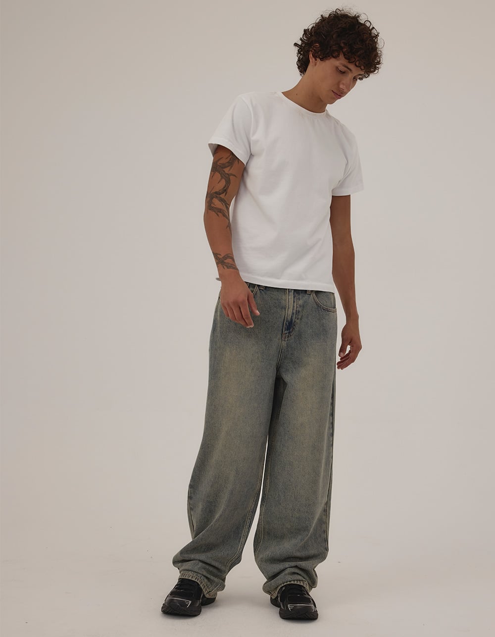 RSQ Mens Embroidered Extra Baggy Jeans - IODINE