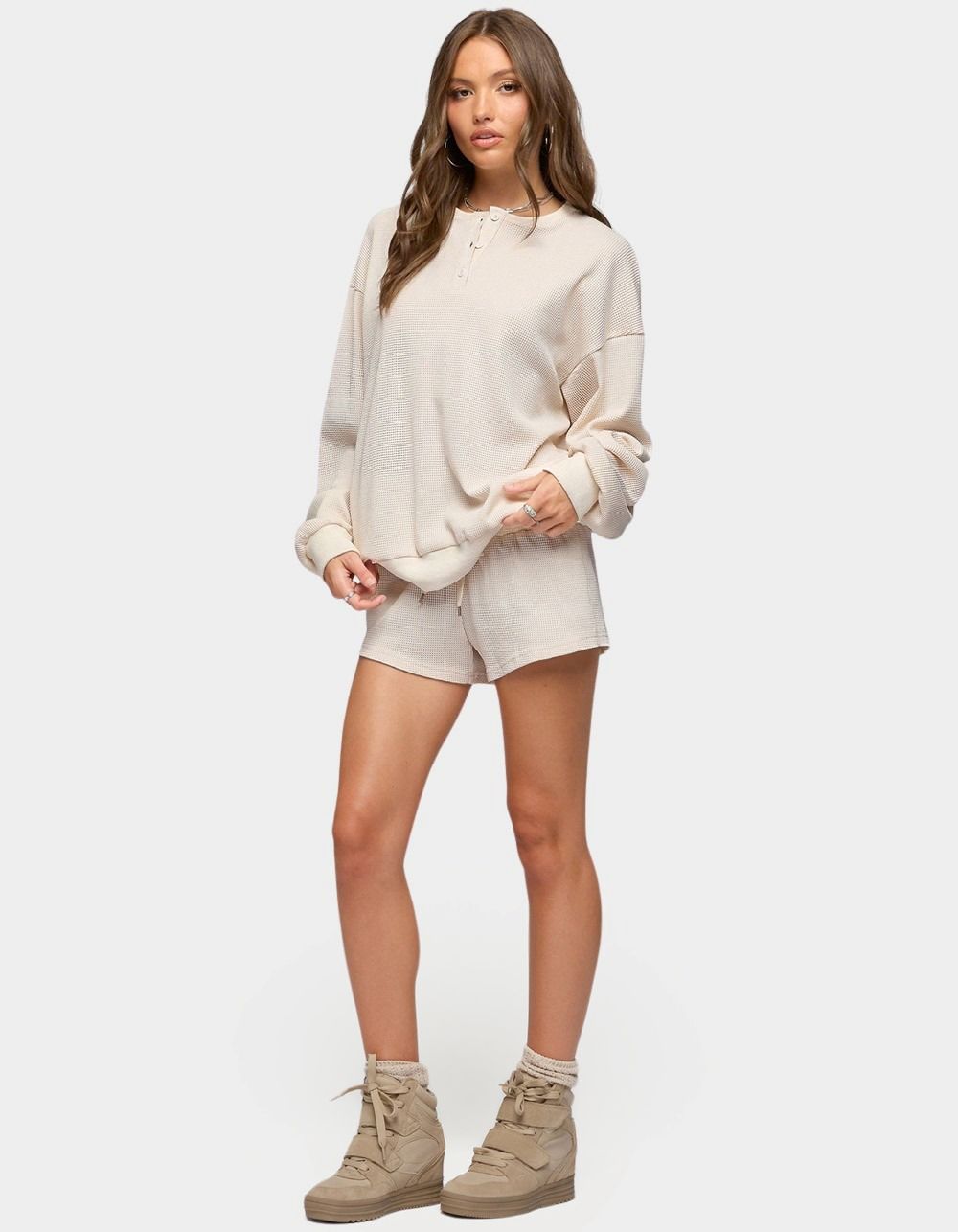 EDIKTED Baila Waffle Henley Top