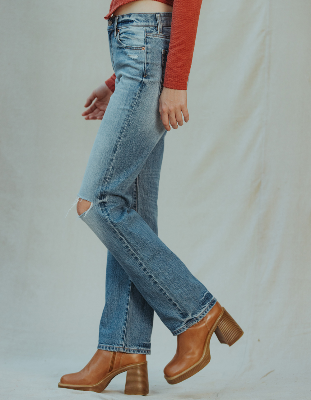 DAZE DENIM Sundaze Womens High Rise Dad Jeans MEDIUM DESTRUCTED Tillys