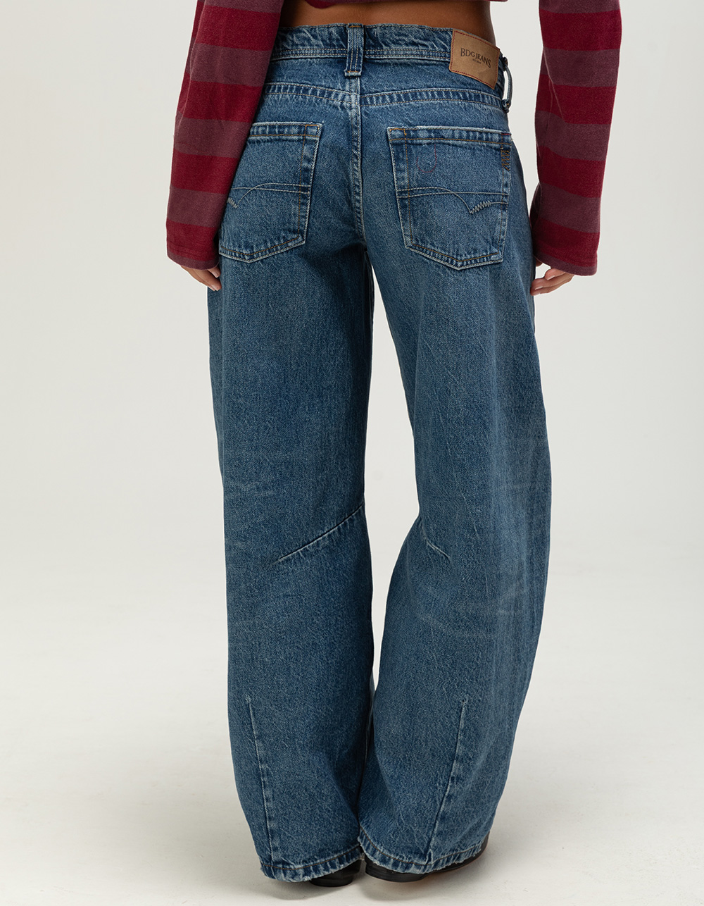 BDG Urban Outfitters Kayla Low Rise Cocoon Womens Jeans - MEDIUM WASH